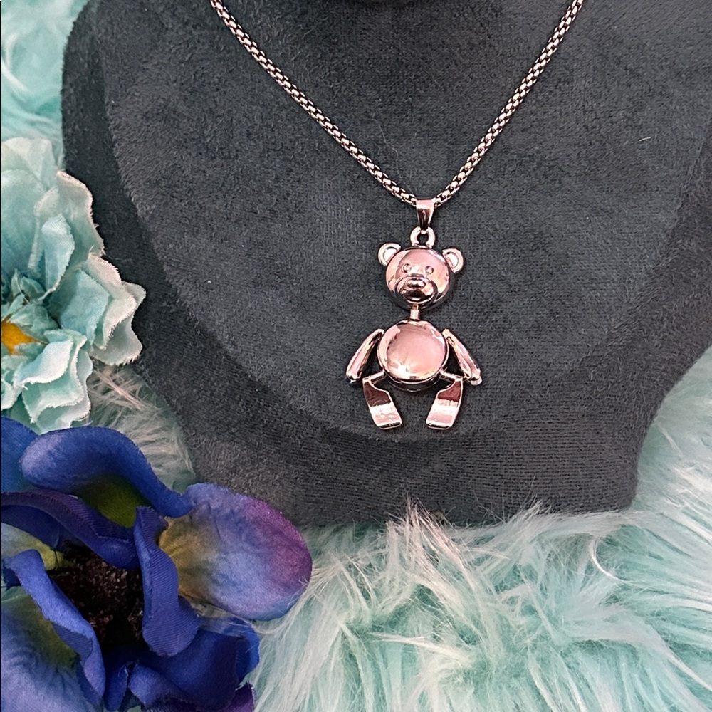 Silver Teddy Bear Necklace Silver 3D With Moving Parts NEW!